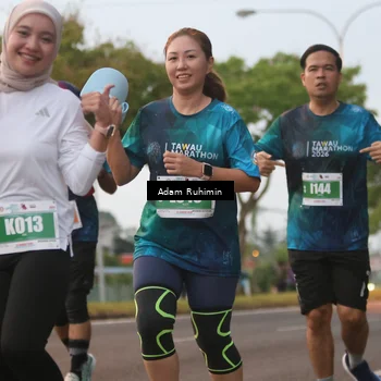 Runner Photo 4384113