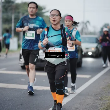 Runner Photo 4384118