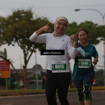 Runner Photo 4384124