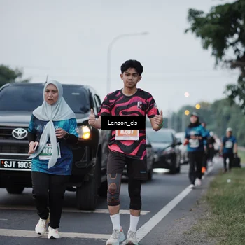 Runner Photo 4384130