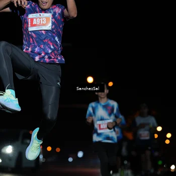 Runner Photo 4384150