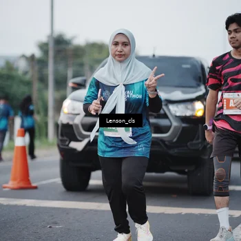 Runner Photo 4384153