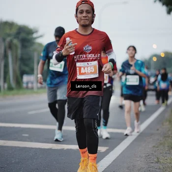 Runner Photo 4384176