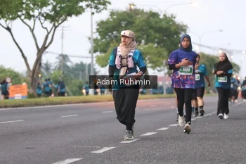 Runner Photo 4384199