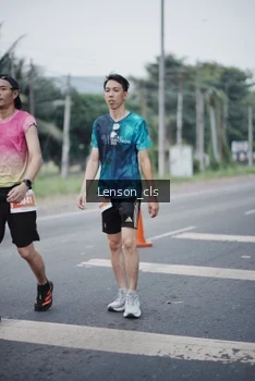Runner Photo 4384203