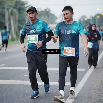 Runner Photo 4384216