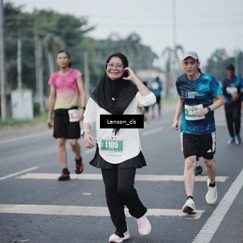 Runner Photo 4384221