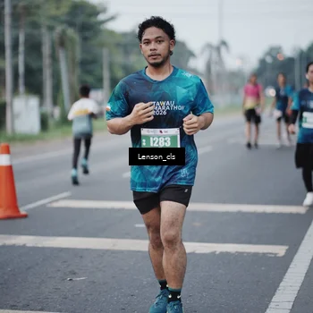 Runner Photo 4384226