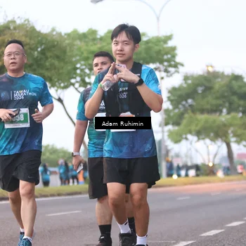 Runner Photo 4384230