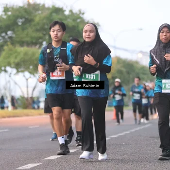 Runner Photo 4384234