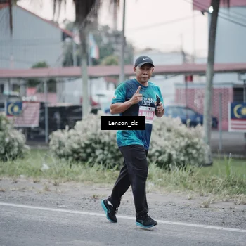 Runner Photo 4384237