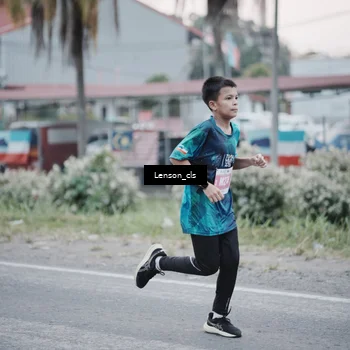 Runner Photo 4384246
