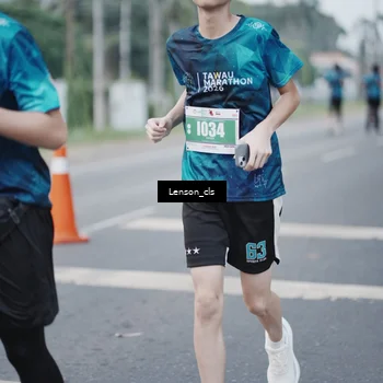 Runner Photo 4384247