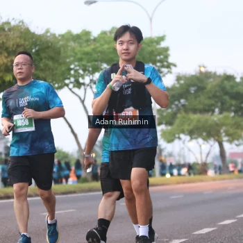 Runner Photo 4384255