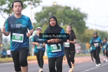 Runner Photo 4384262