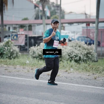 Runner Photo 4384279