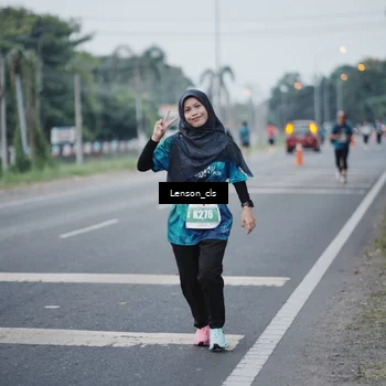 Runner Photo 4384307
