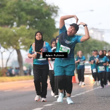 Runner Photo 4384325