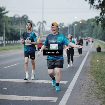 Runner Photo 4384349
