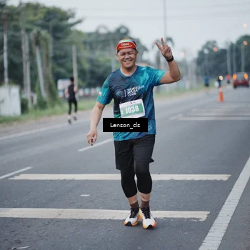 Runner Photo 4384352