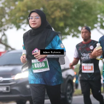 Runner Photo 4384353