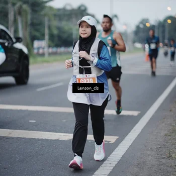 Runner Photo 4384390