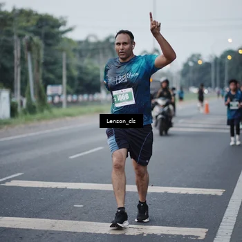 Runner Photo 4384396
