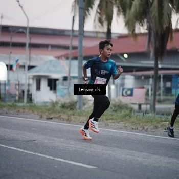 Runner Photo 4384424