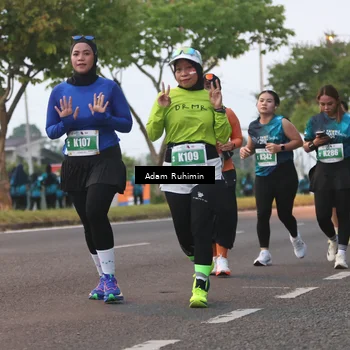 Runner Photo 4384428