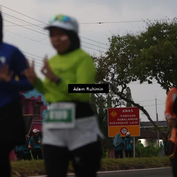 Runner Photo 4384446