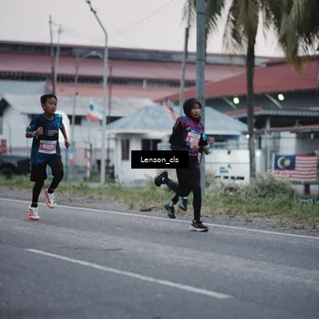Runner Photo 4384449