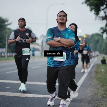 Runner Photo 4384459