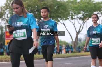 Runner Photo 4384470