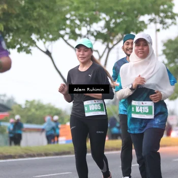 Runner Photo 4384473