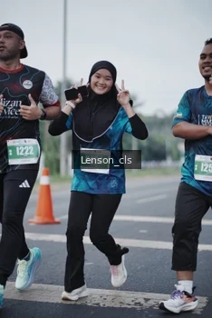 Runner Photo 4384478