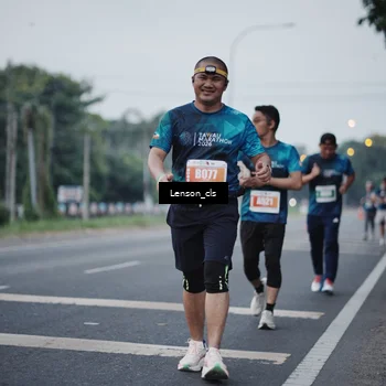 Runner Photo 4384480