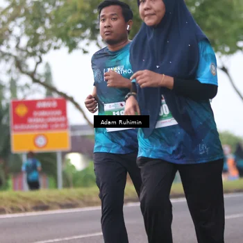 Runner Photo 4384501