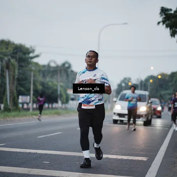 Runner Photo 4384511