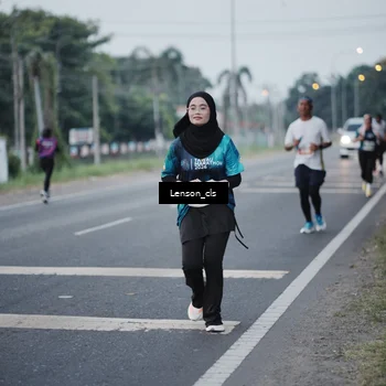 Runner Photo 4384516