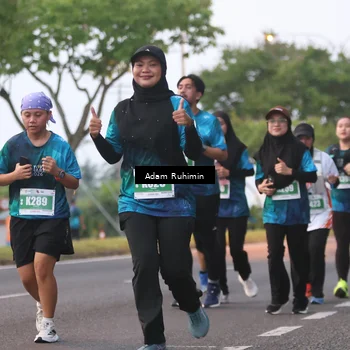 Runner Photo 4384523