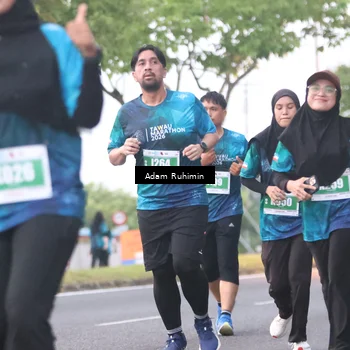 Runner Photo 4384524
