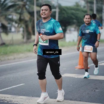 Runner Photo 4384526