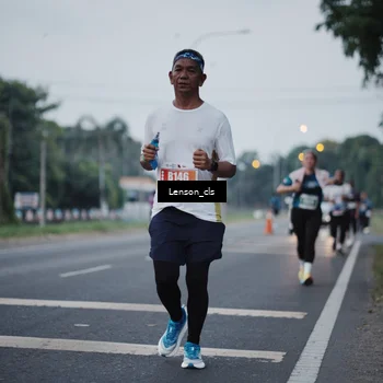 Runner Photo 4384529