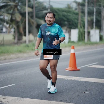 Runner Photo 4384530