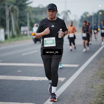 Runner Photo 4384548