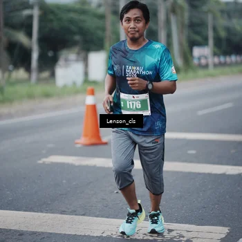 Runner Photo 4384549