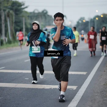 Runner Photo 4384555