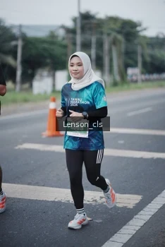 Runner Photo 4384558