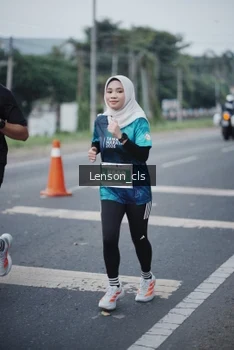 Runner Photo 4384564