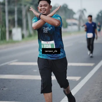Runner Photo 4384571
